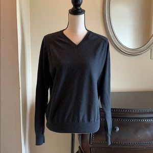 _ Old Navy womens v-neck sweater